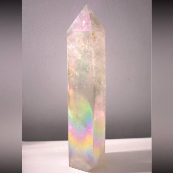 Aura coated clear quartz tower • XL - Picture 4 of 4